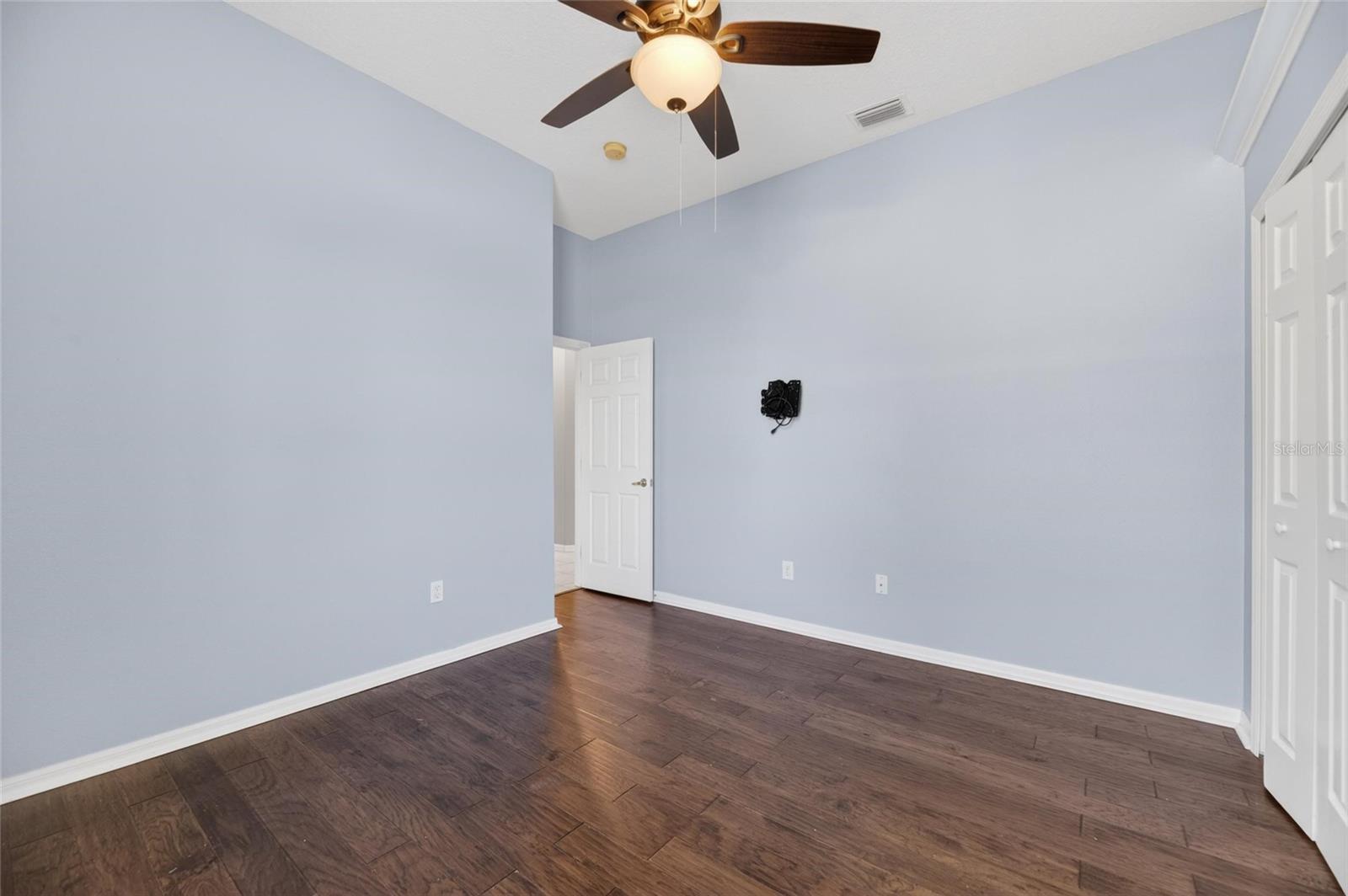 HICKORY WOODS - Residential