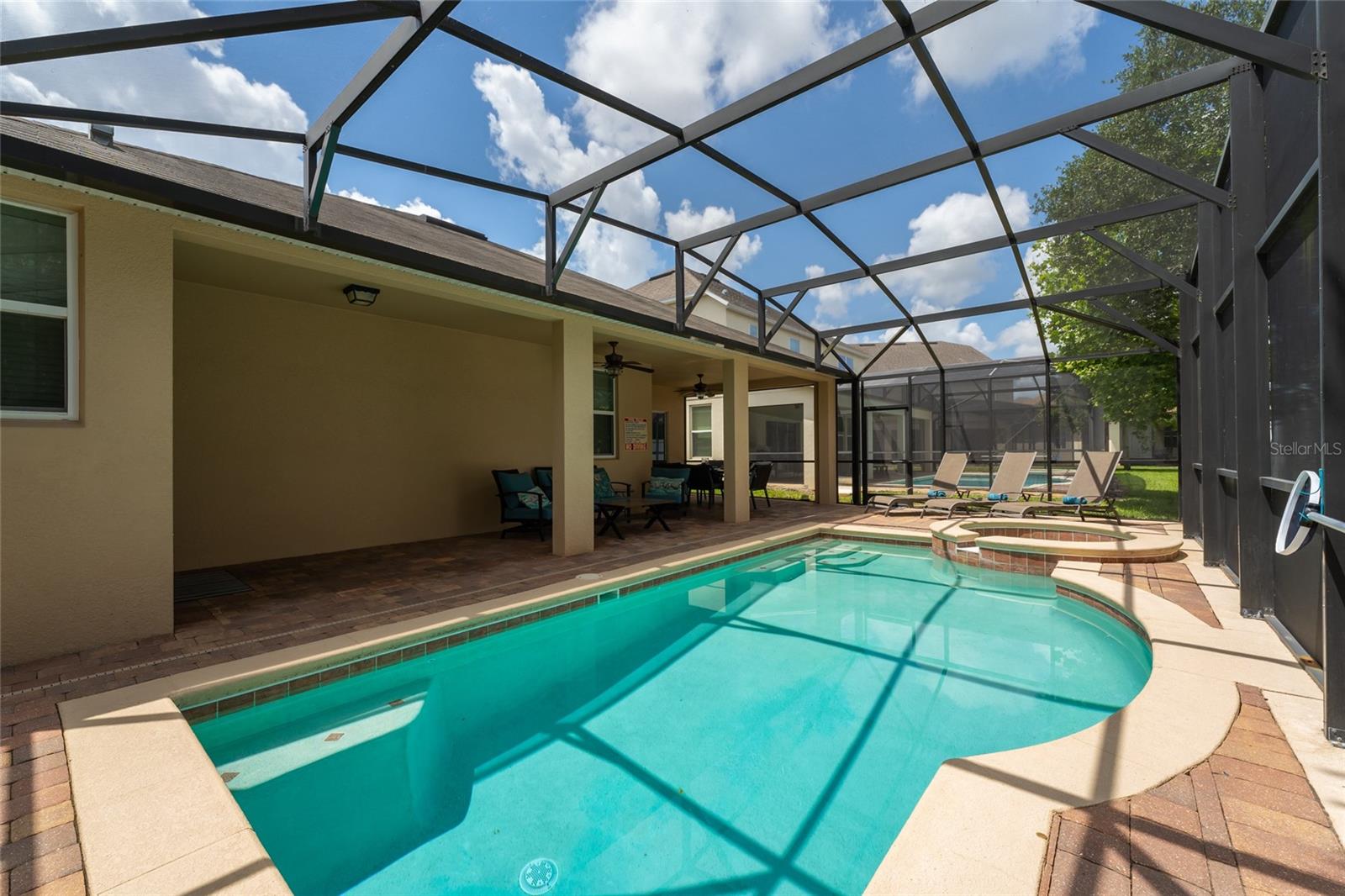DALES/WEST HAVEN - Residential
