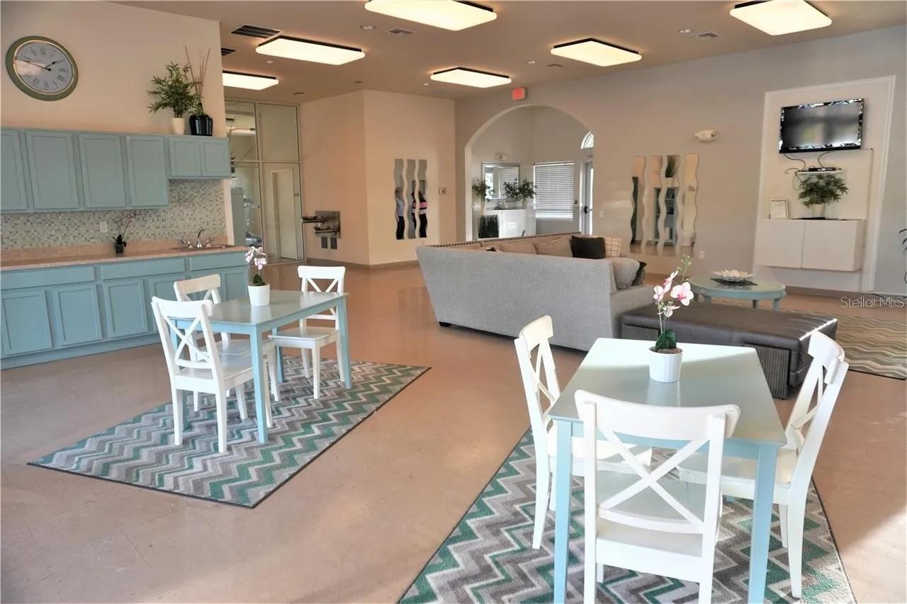 DALES/WEST HAVEN - Residential