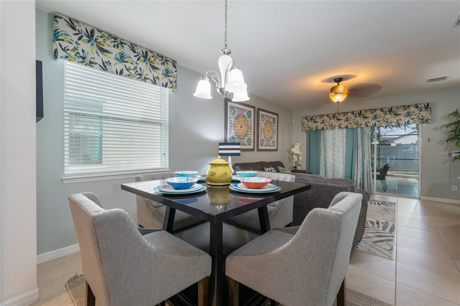 DALES/WEST HAVEN - Residential