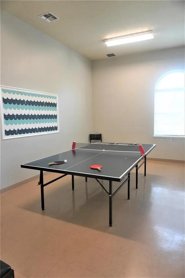 DALES/WEST HAVEN - Residential