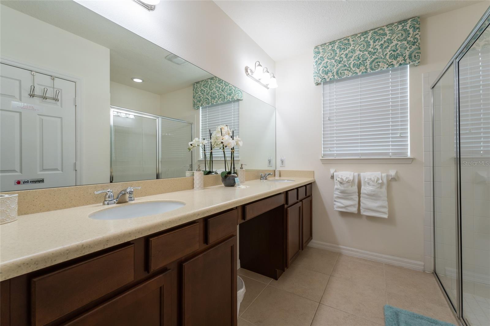 DALES/WEST HAVEN - Residential