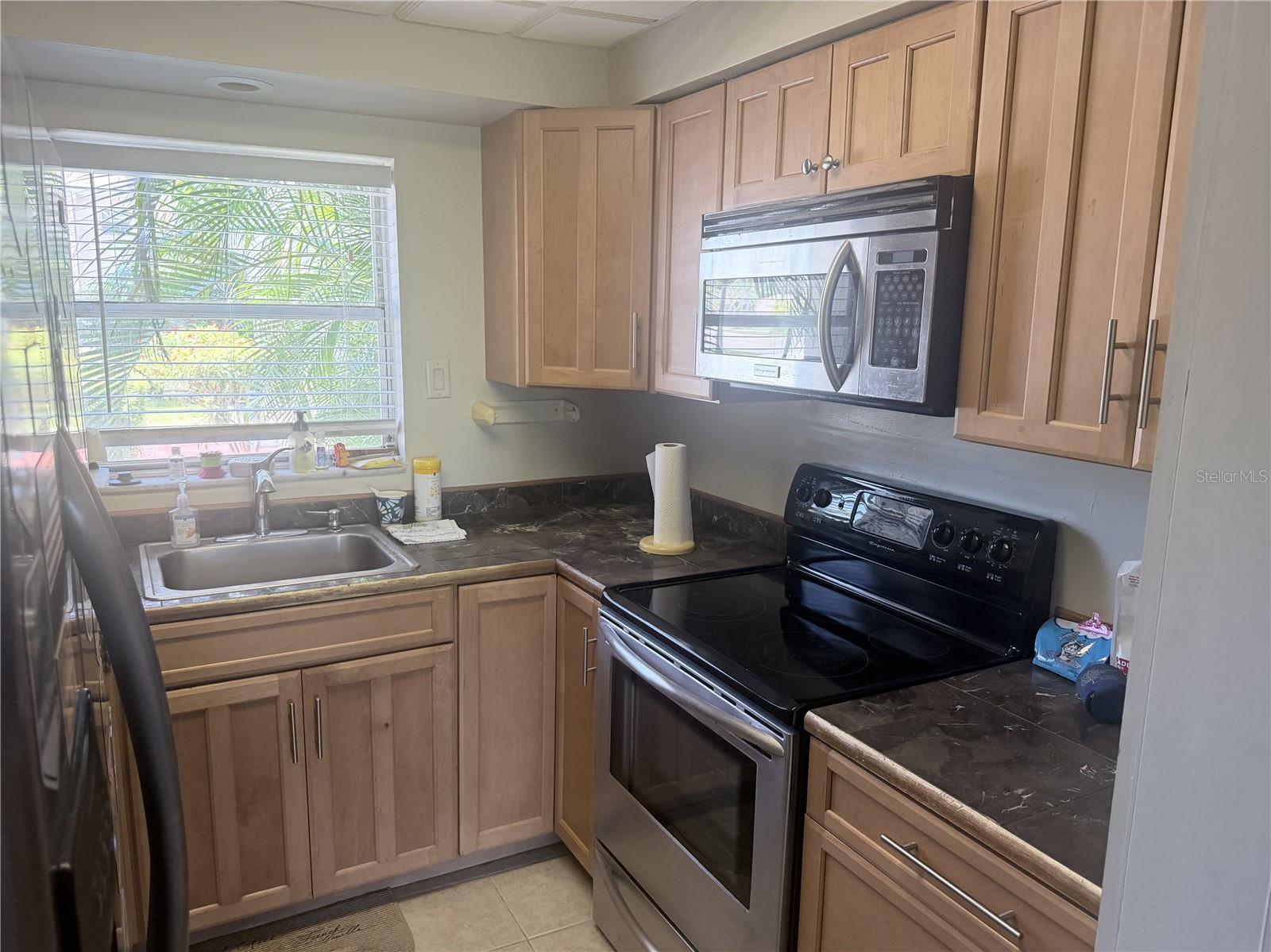 SABAL PALM GARDENS PH I - Residential