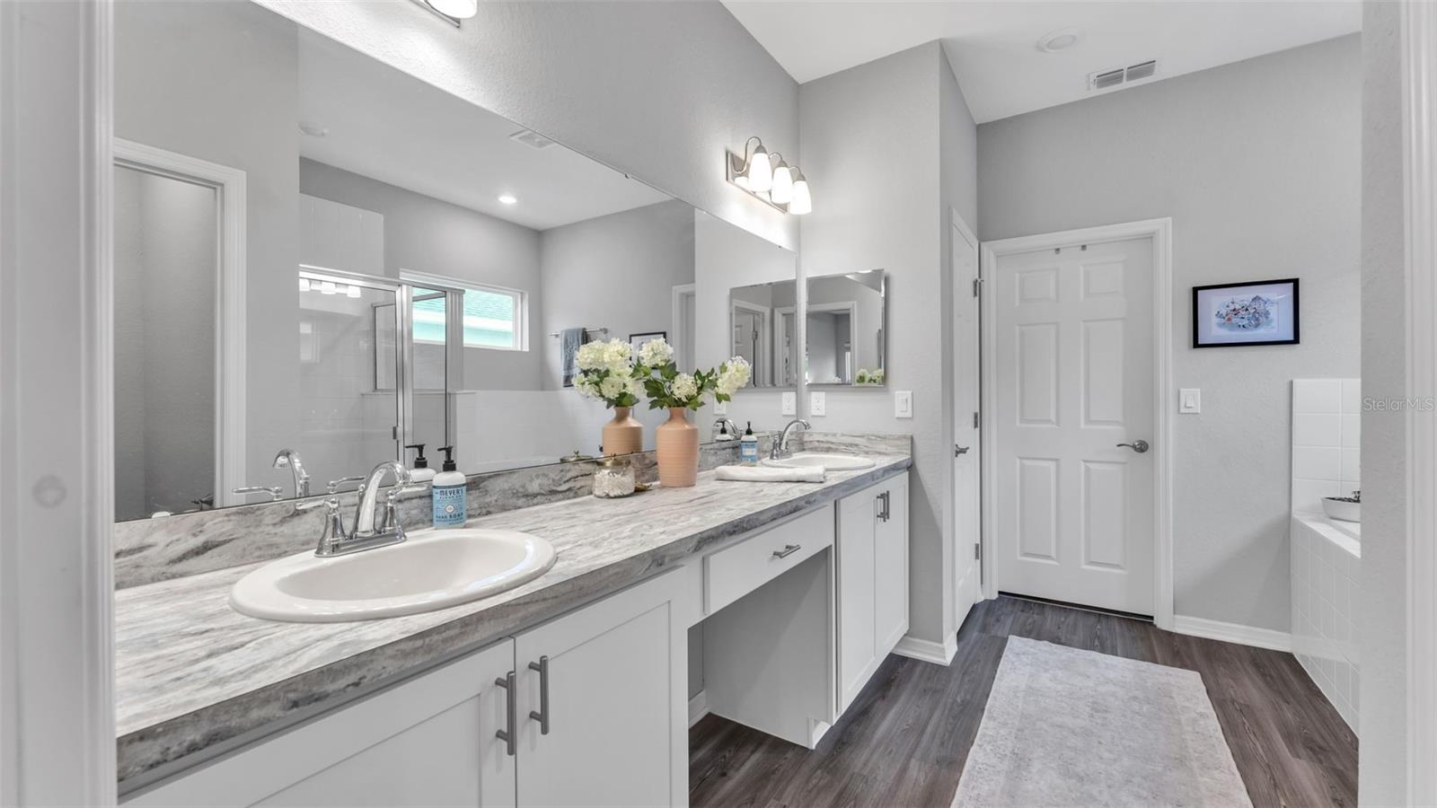 AUBURN COVE PH 2 & 3 - Residential