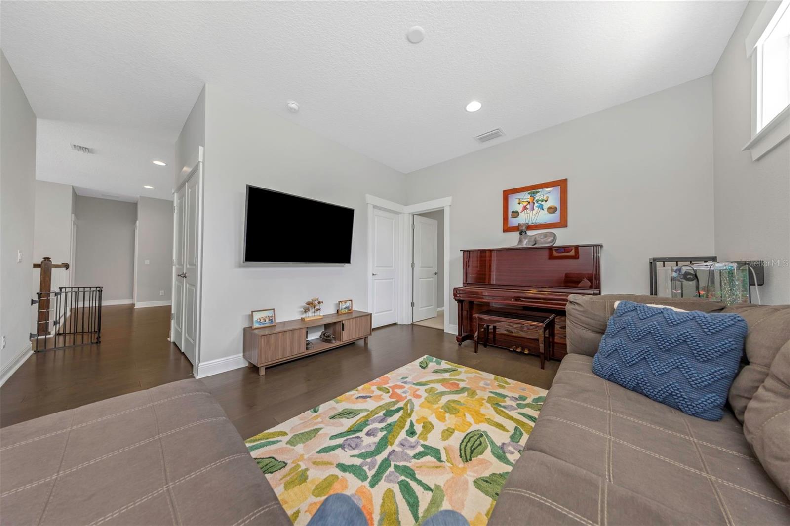 MARYLAND MANOR 2ND UNIT - Residential