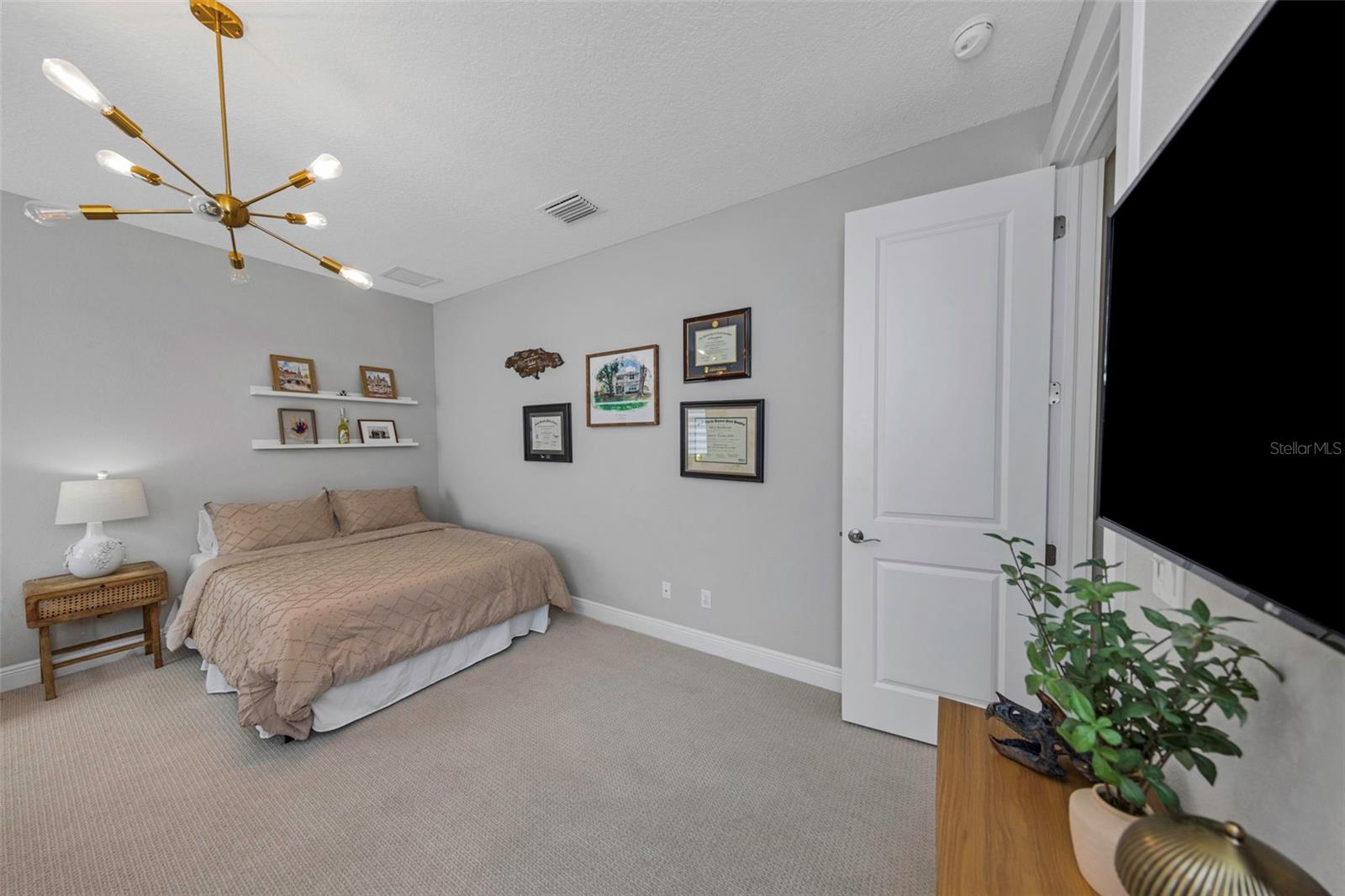 MARYLAND MANOR 2ND UNIT - Residential