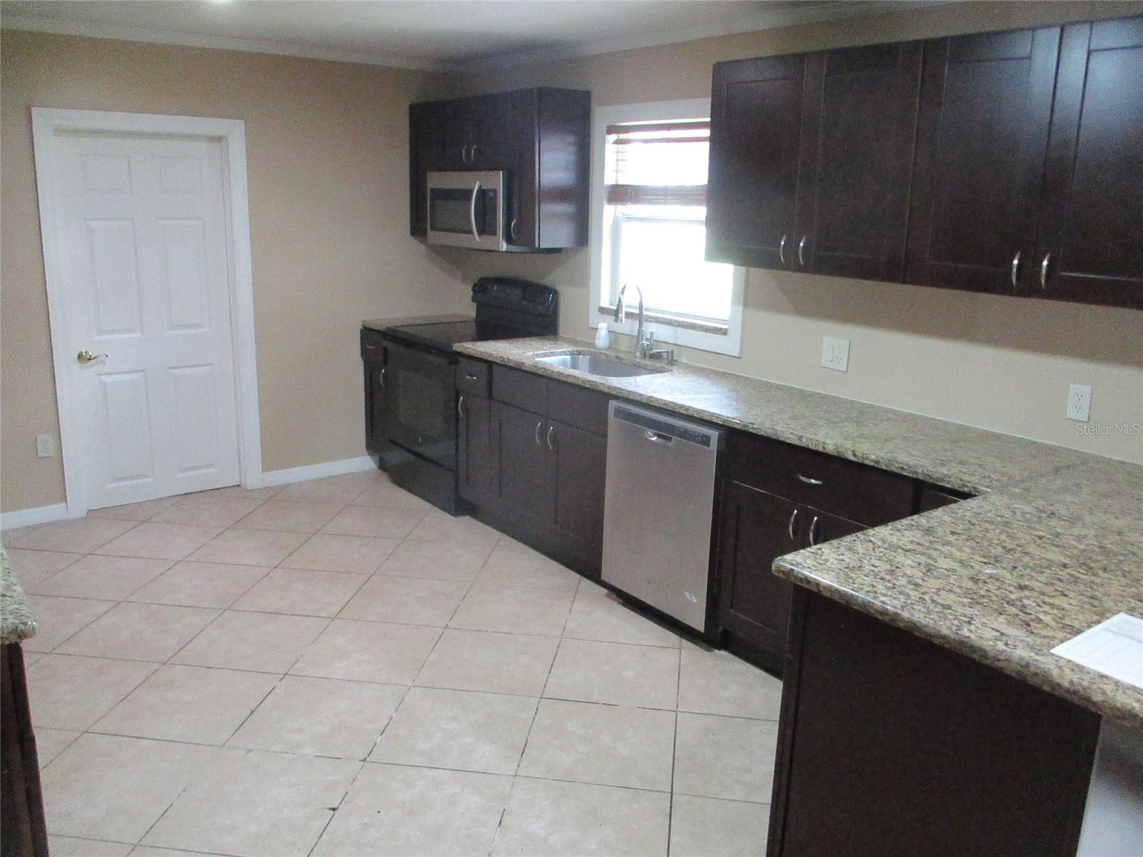 INGLEWOOD PARK ADD 3 - Residential