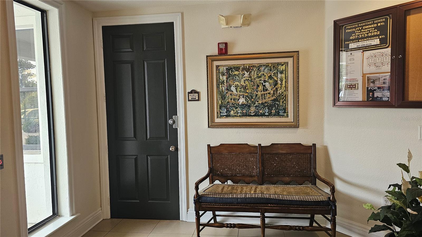 REGISTRY/MICHIGAN PARK CONDO - Residential
