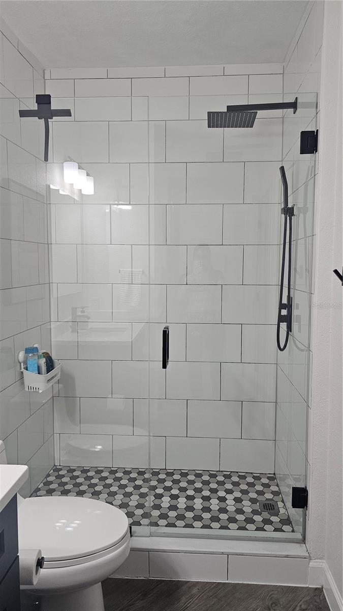 REGISTRY/MICHIGAN PARK CONDO - Residential