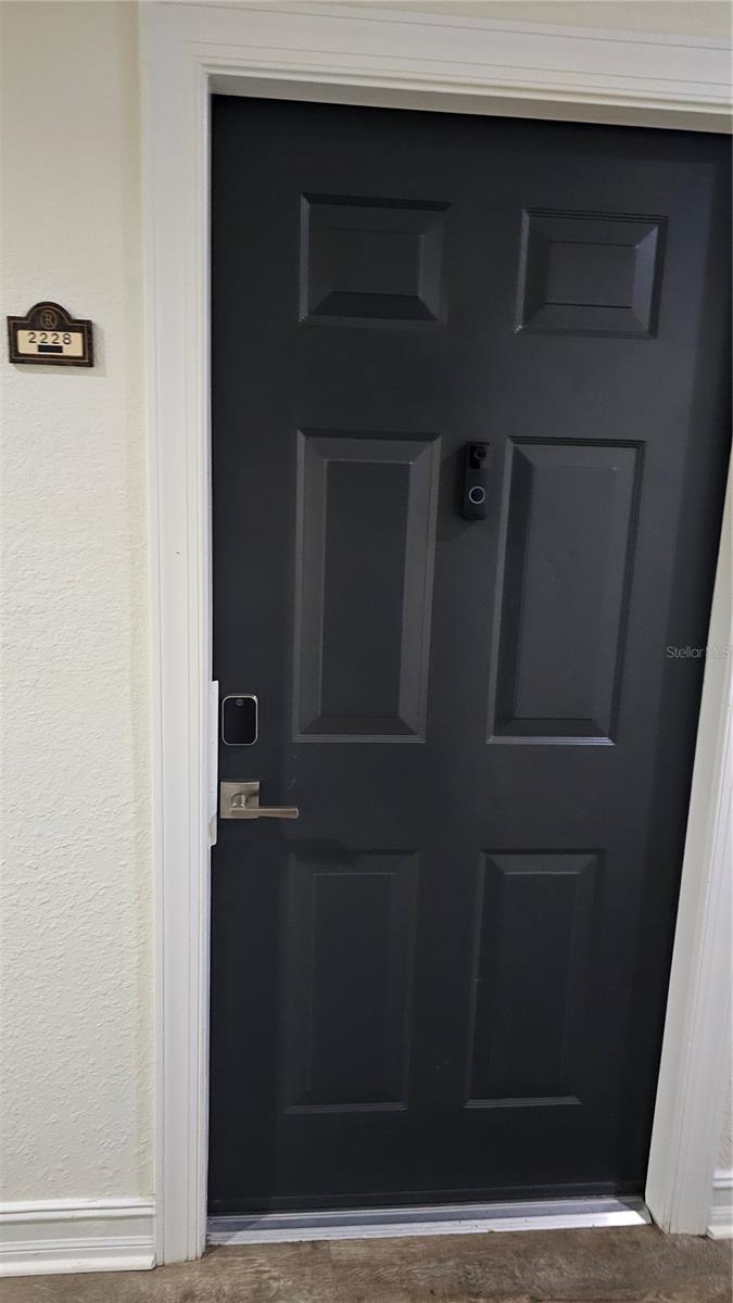 REGISTRY/MICHIGAN PARK CONDO - Residential