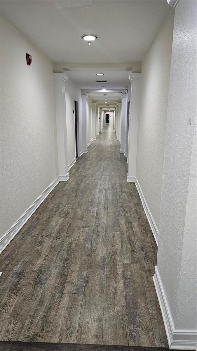 REGISTRY/MICHIGAN PARK CONDO - Residential