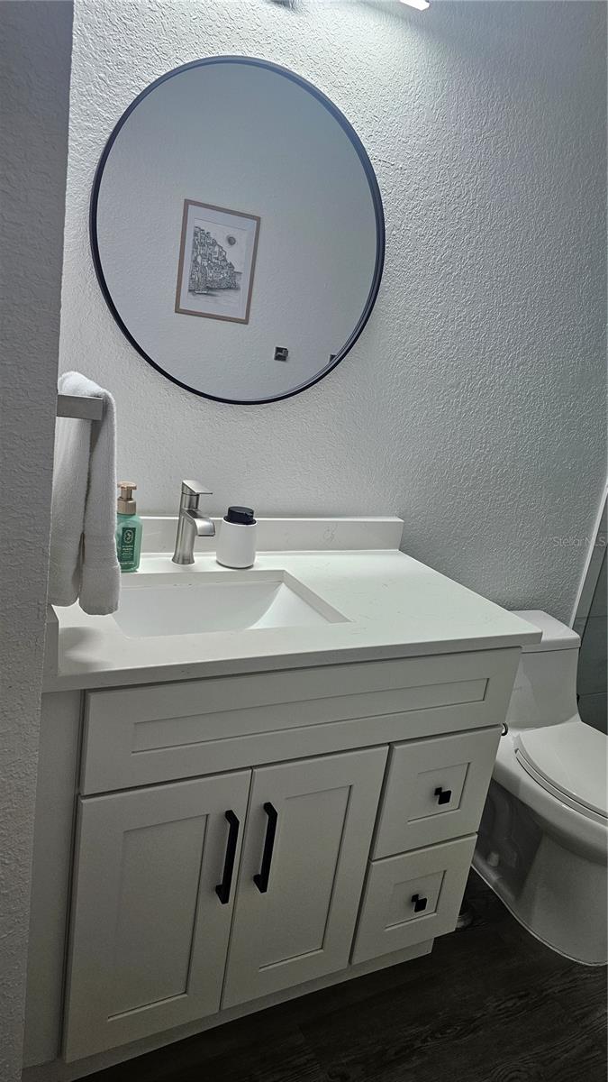 REGISTRY/MICHIGAN PARK CONDO - Residential