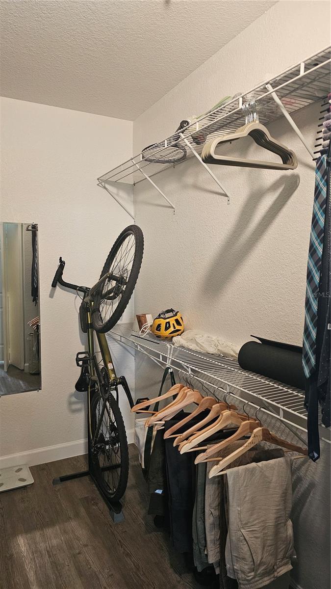 REGISTRY/MICHIGAN PARK CONDO - Residential