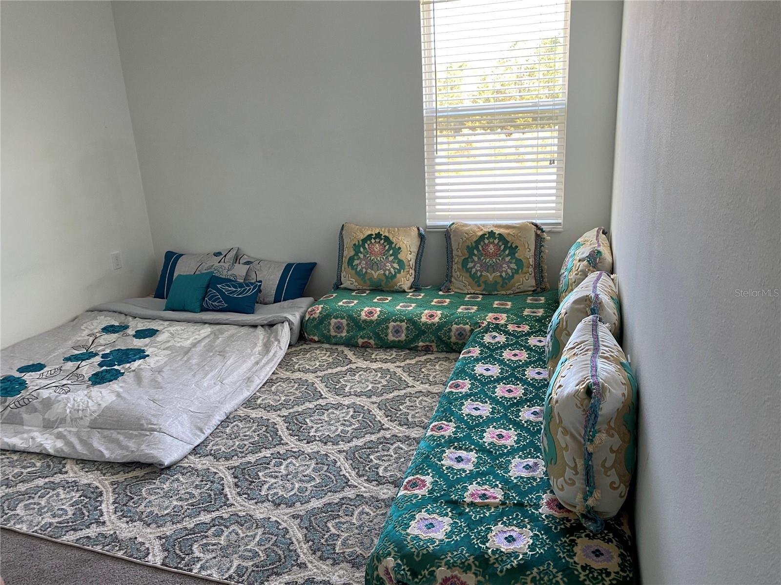 BELLA PARC TWNHMS - Residential Lease