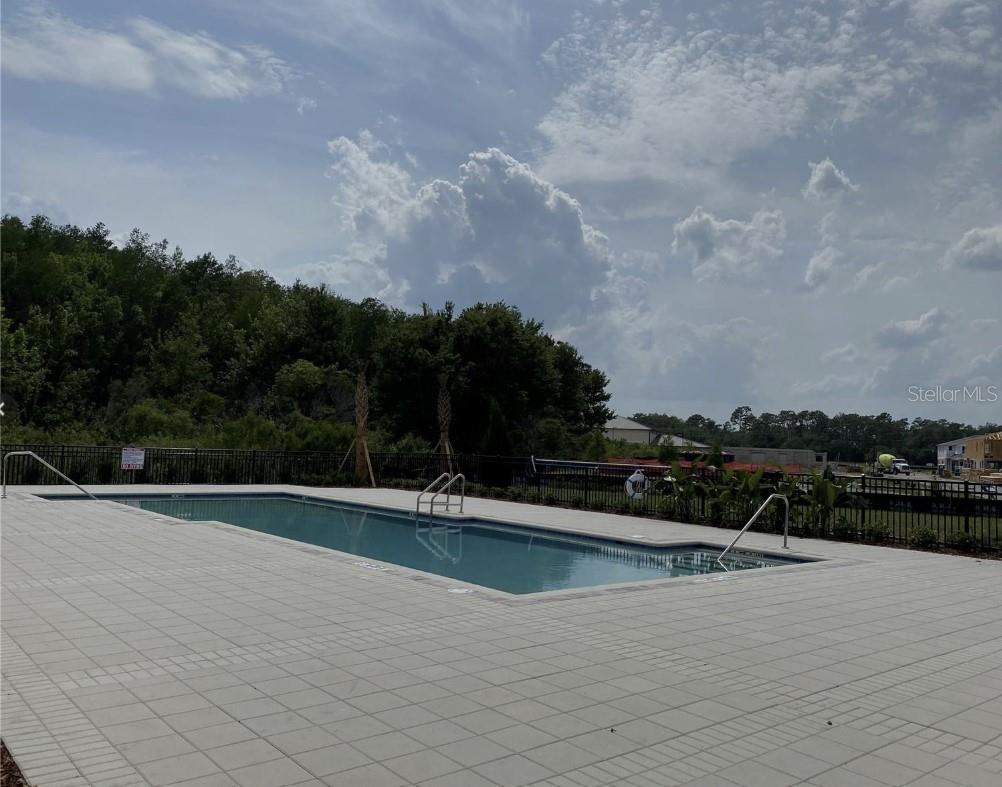 BELLA PARC TWNHMS - Residential Lease
