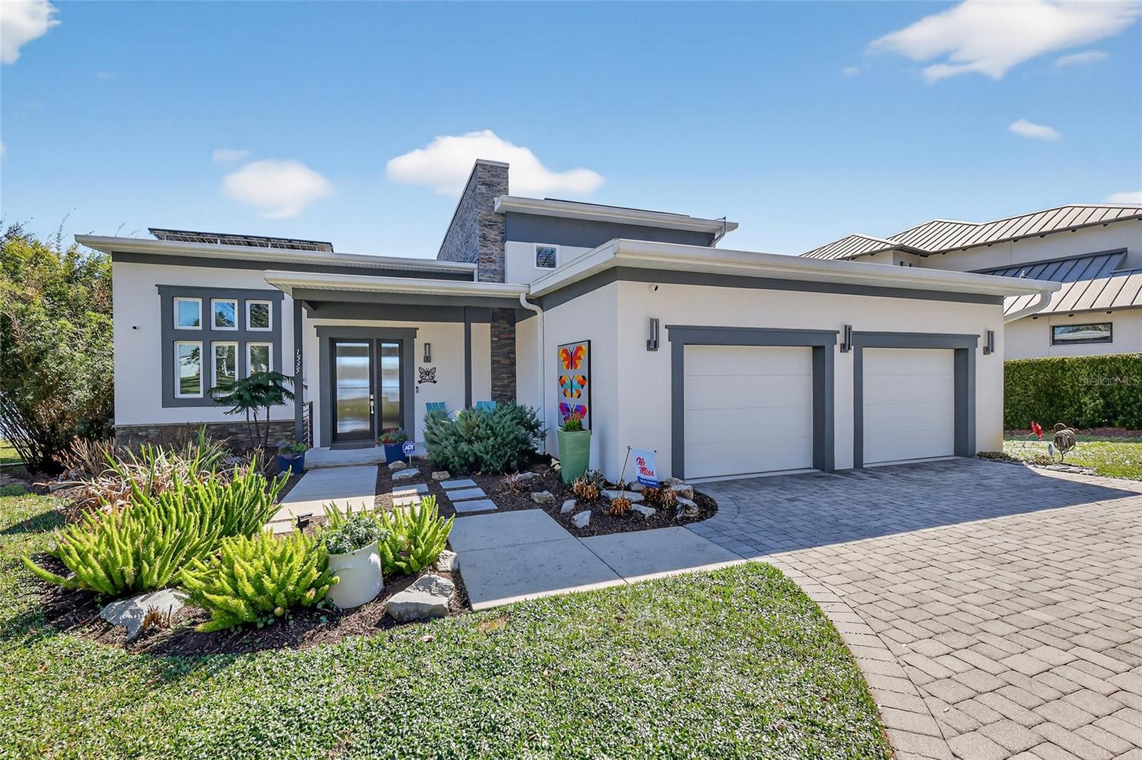 LAKE GERTRUDE MANOR - Residential