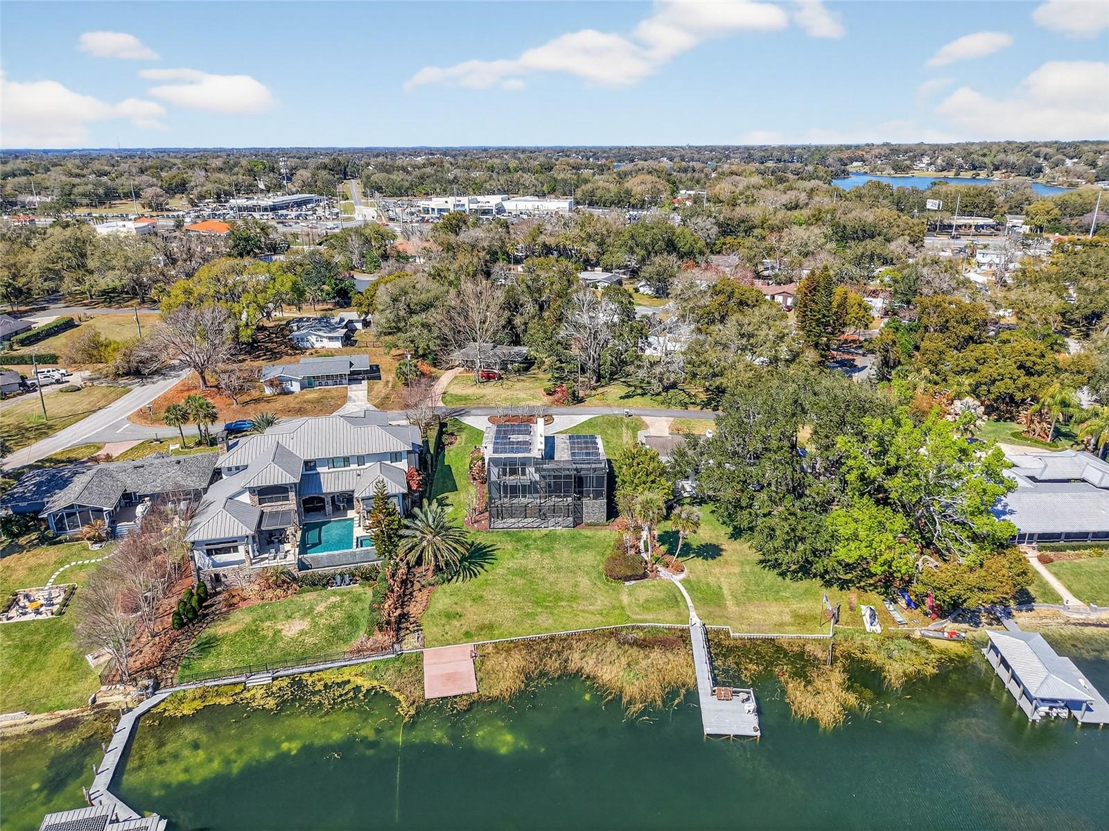 LAKE GERTRUDE MANOR - Residential
