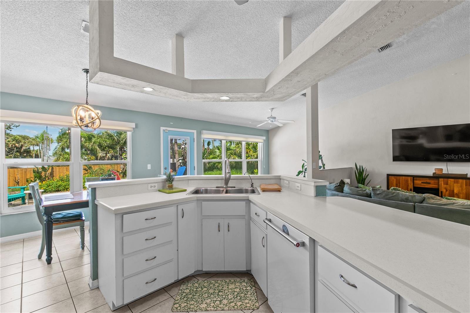 SILVER SANDS - Residential