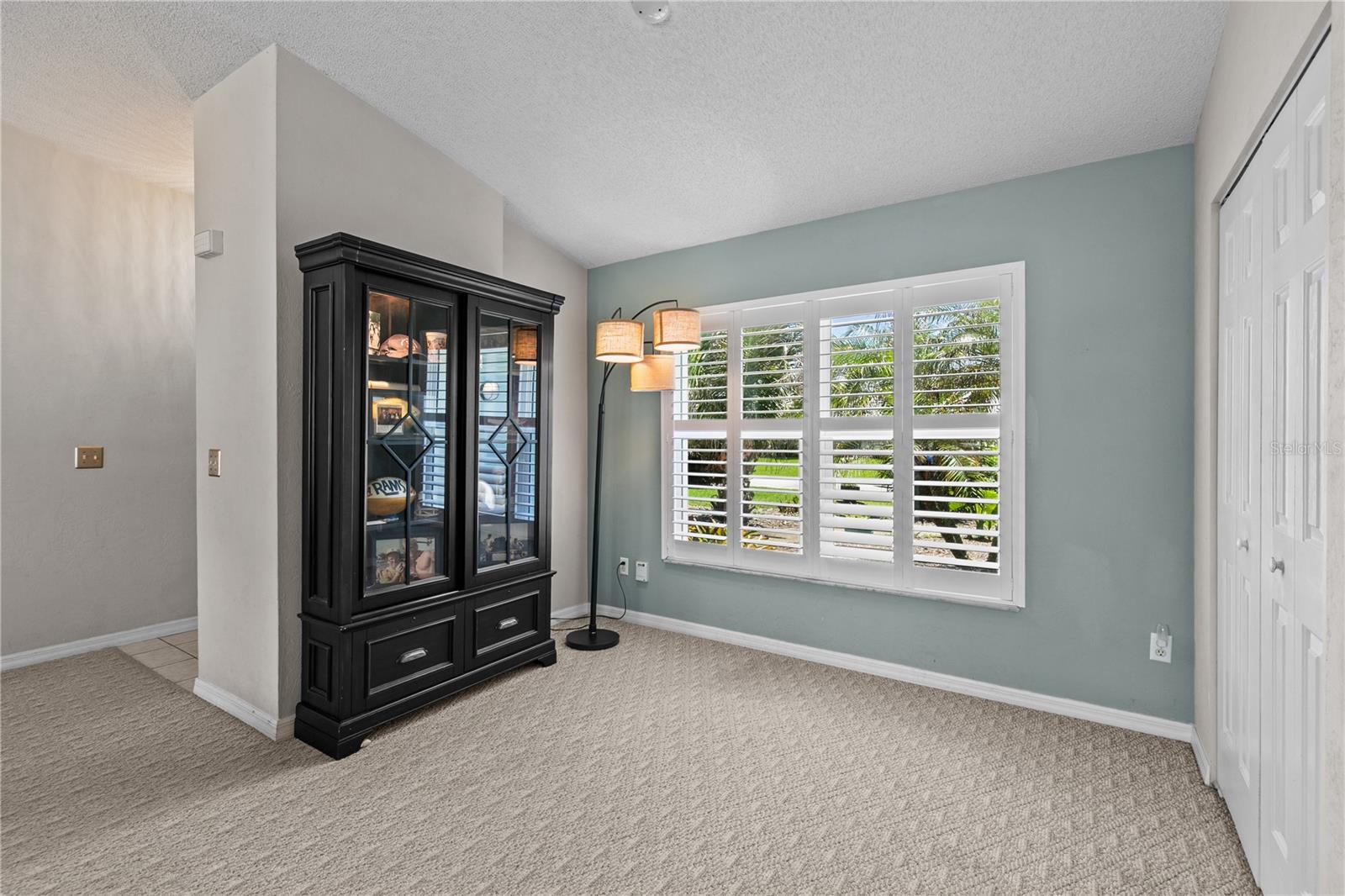 SILVER SANDS - Residential