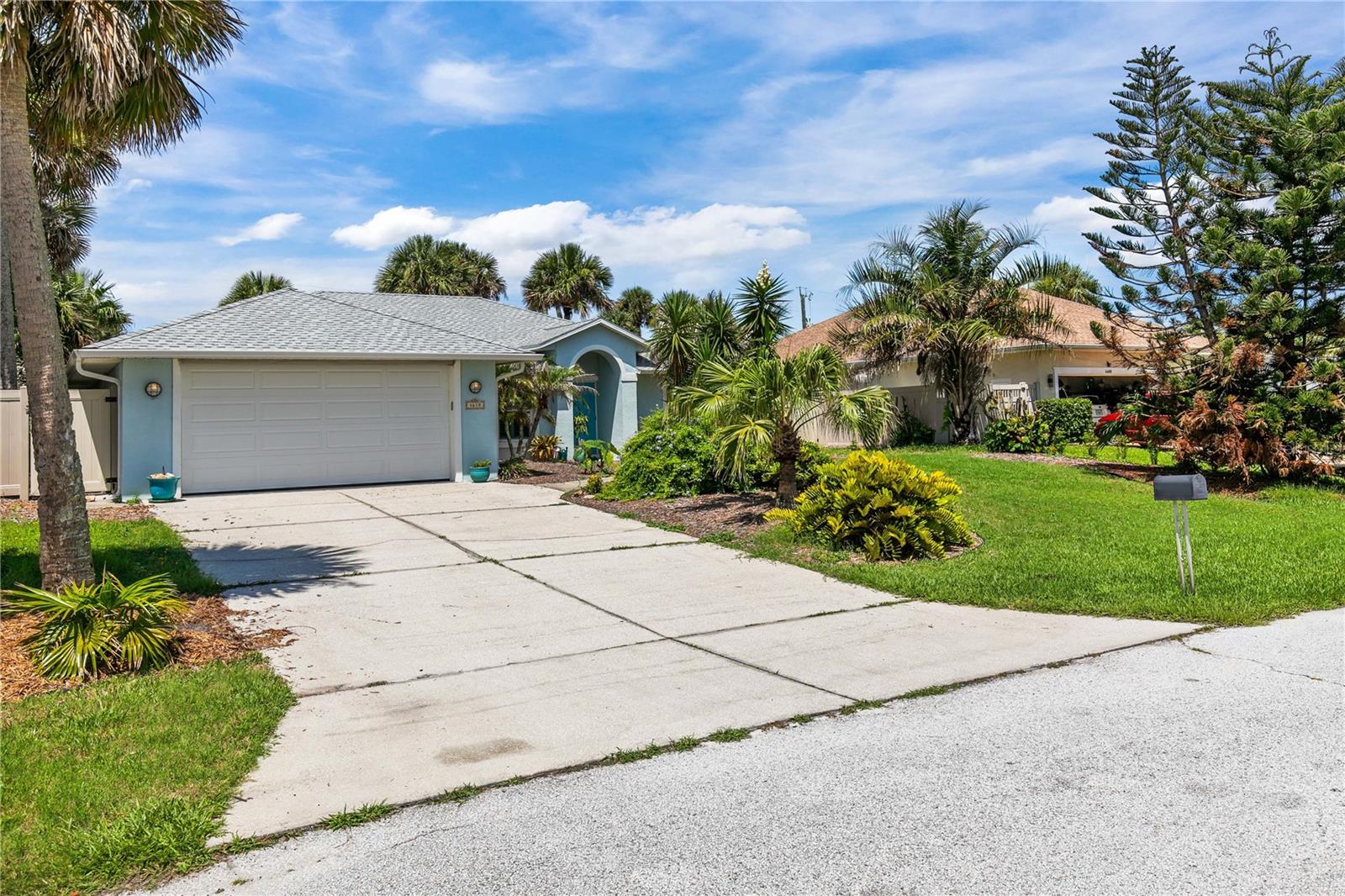 SILVER SANDS - Residential