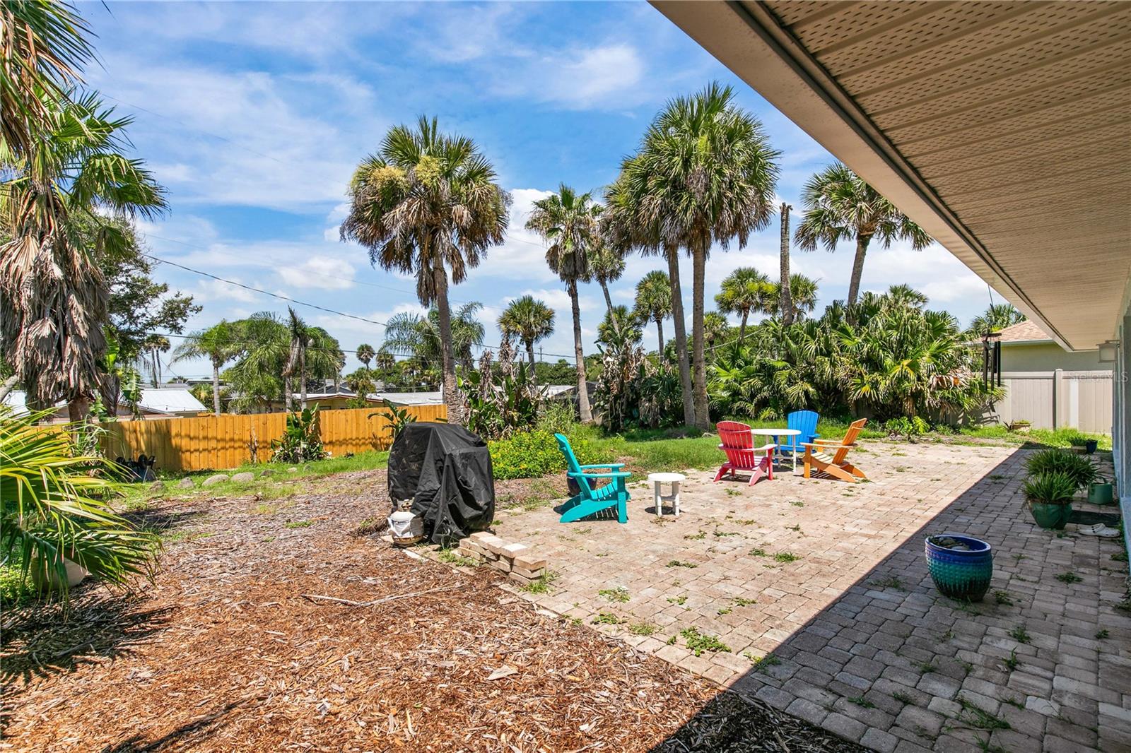 SILVER SANDS - Residential