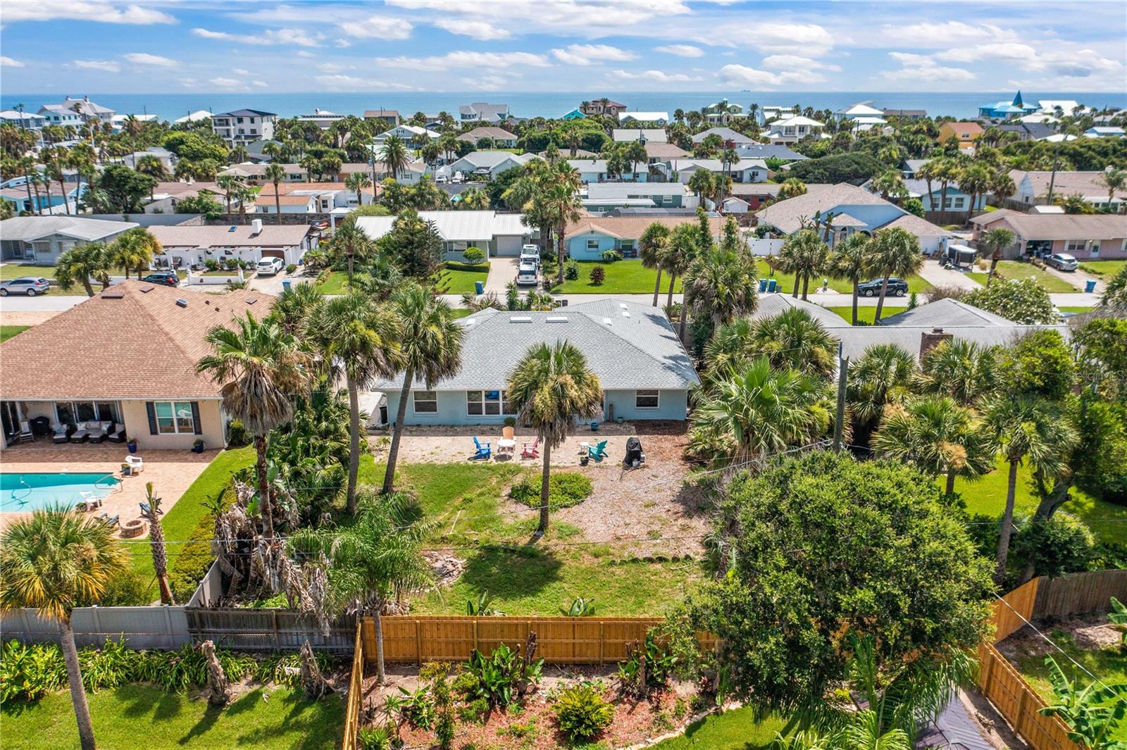 SILVER SANDS - Residential