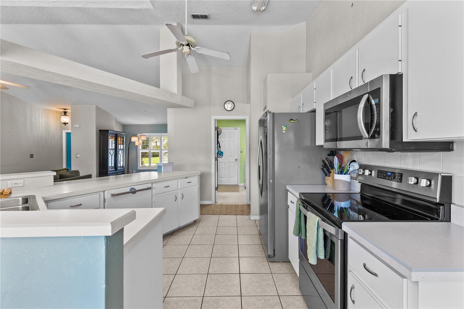 SILVER SANDS - Residential