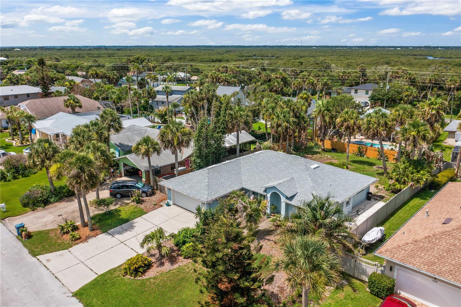 SILVER SANDS - Residential