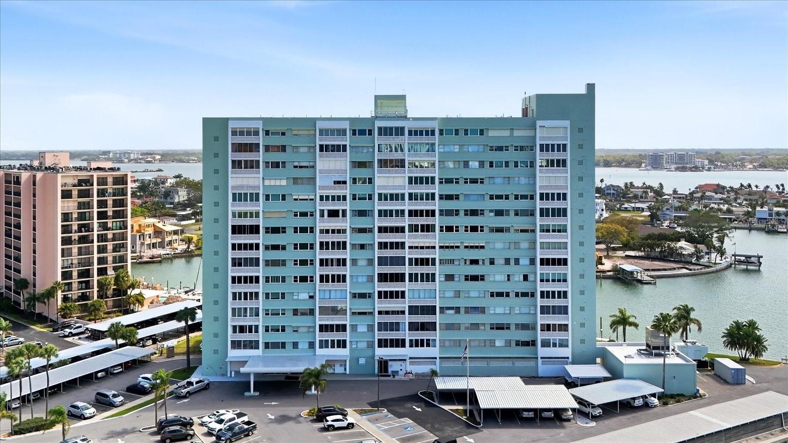 HORIZON HOUSE CO-OP - Residential