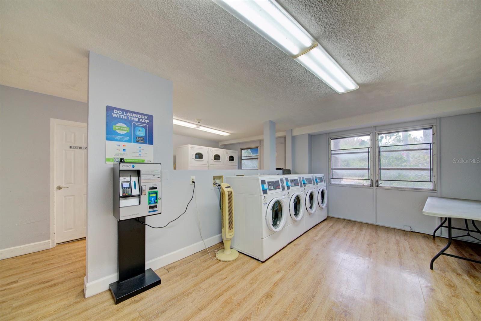 WAVE THE CONDO - Residential