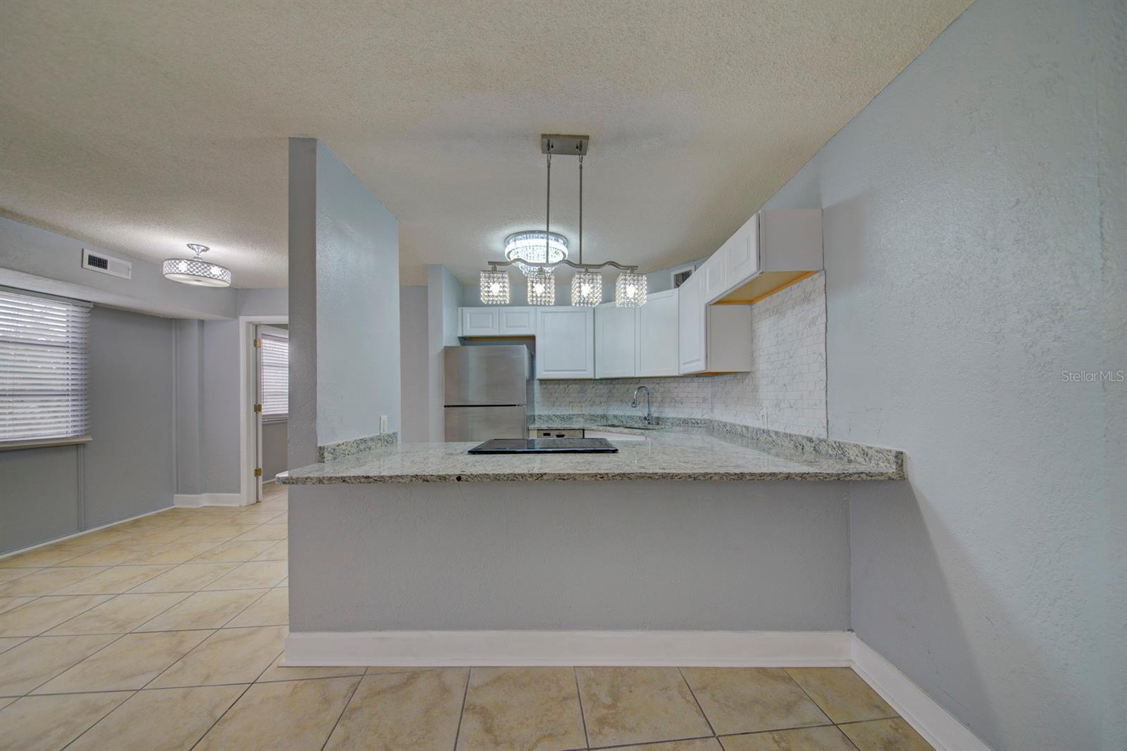 WAVE THE CONDO - Residential