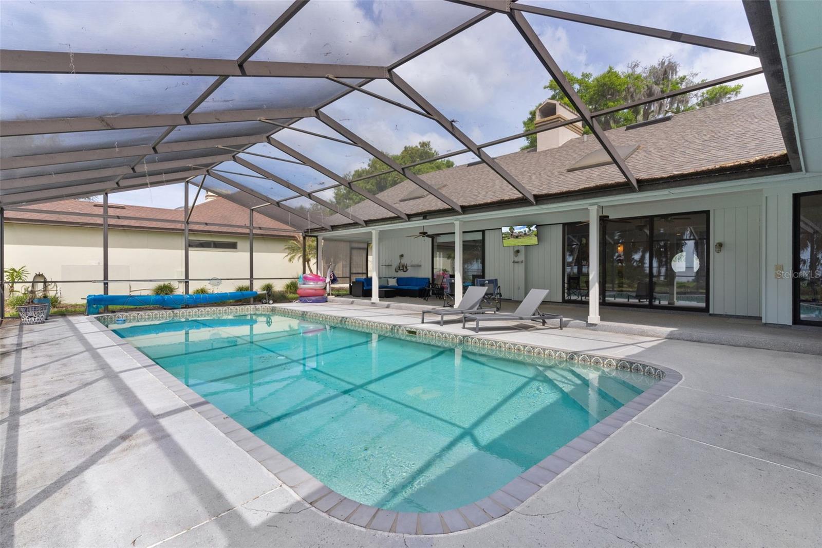 EUSTIS PROMONTORY COVE - Residential