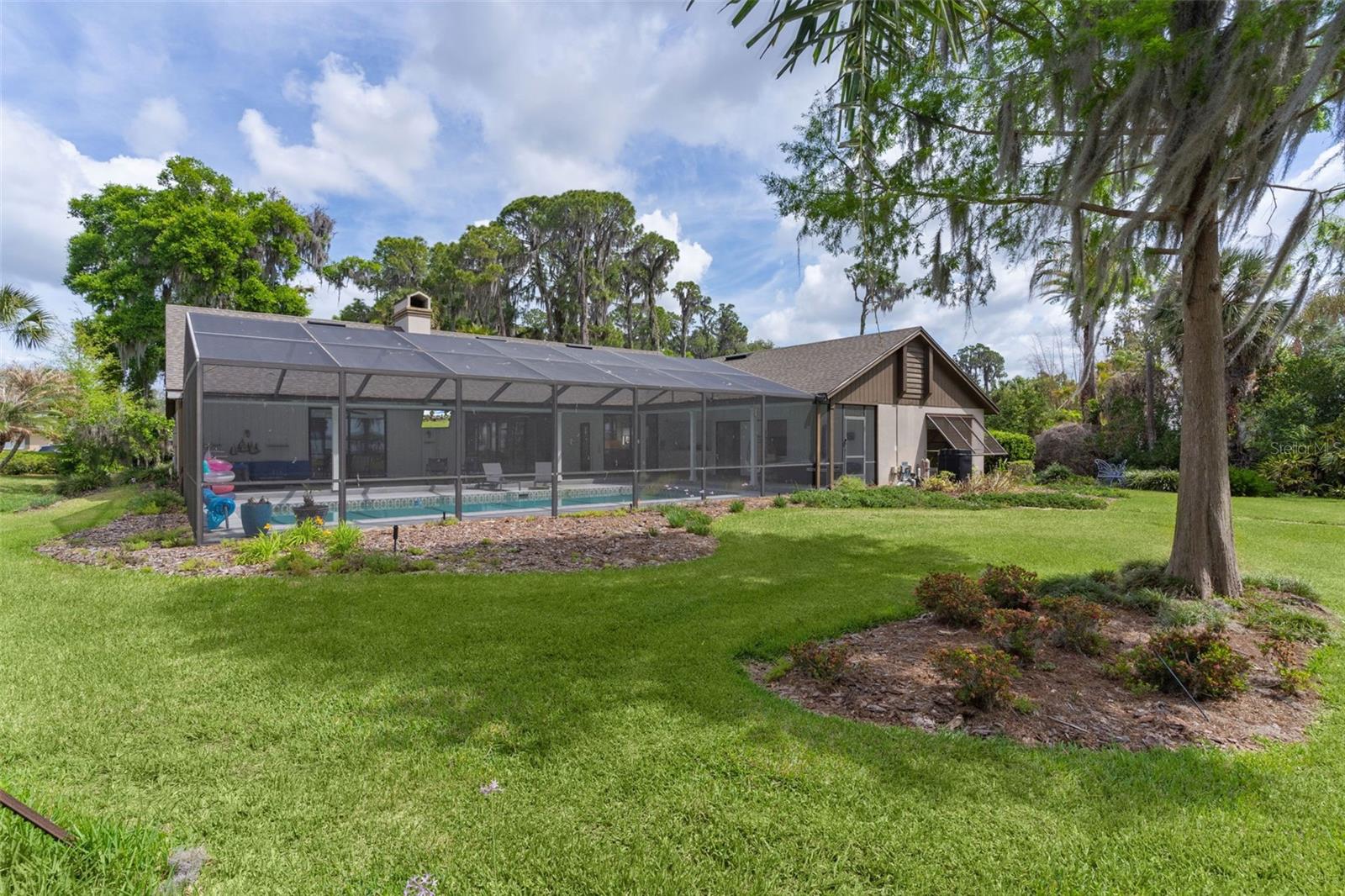 EUSTIS PROMONTORY COVE - Residential