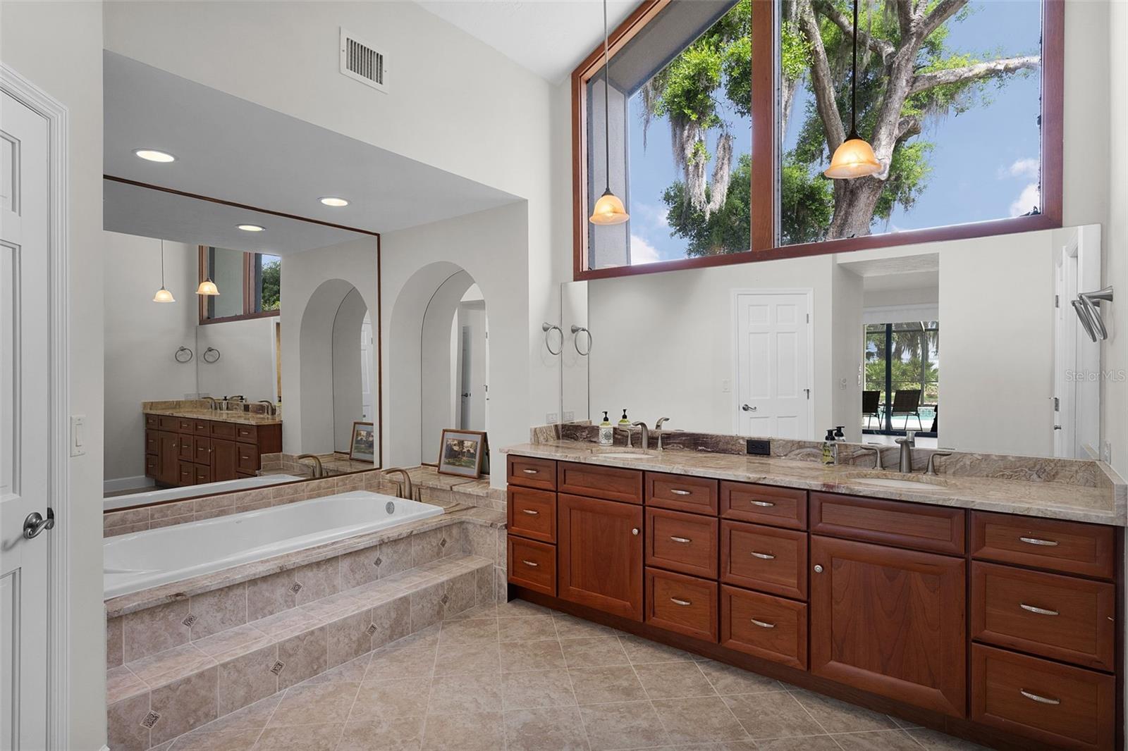 EUSTIS PROMONTORY COVE - Residential