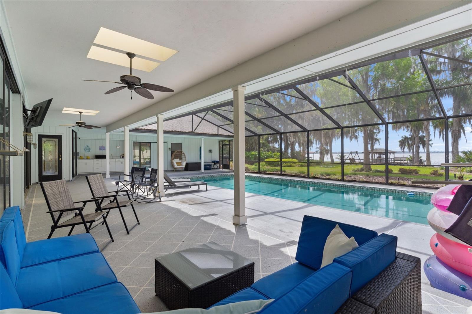 EUSTIS PROMONTORY COVE - Residential