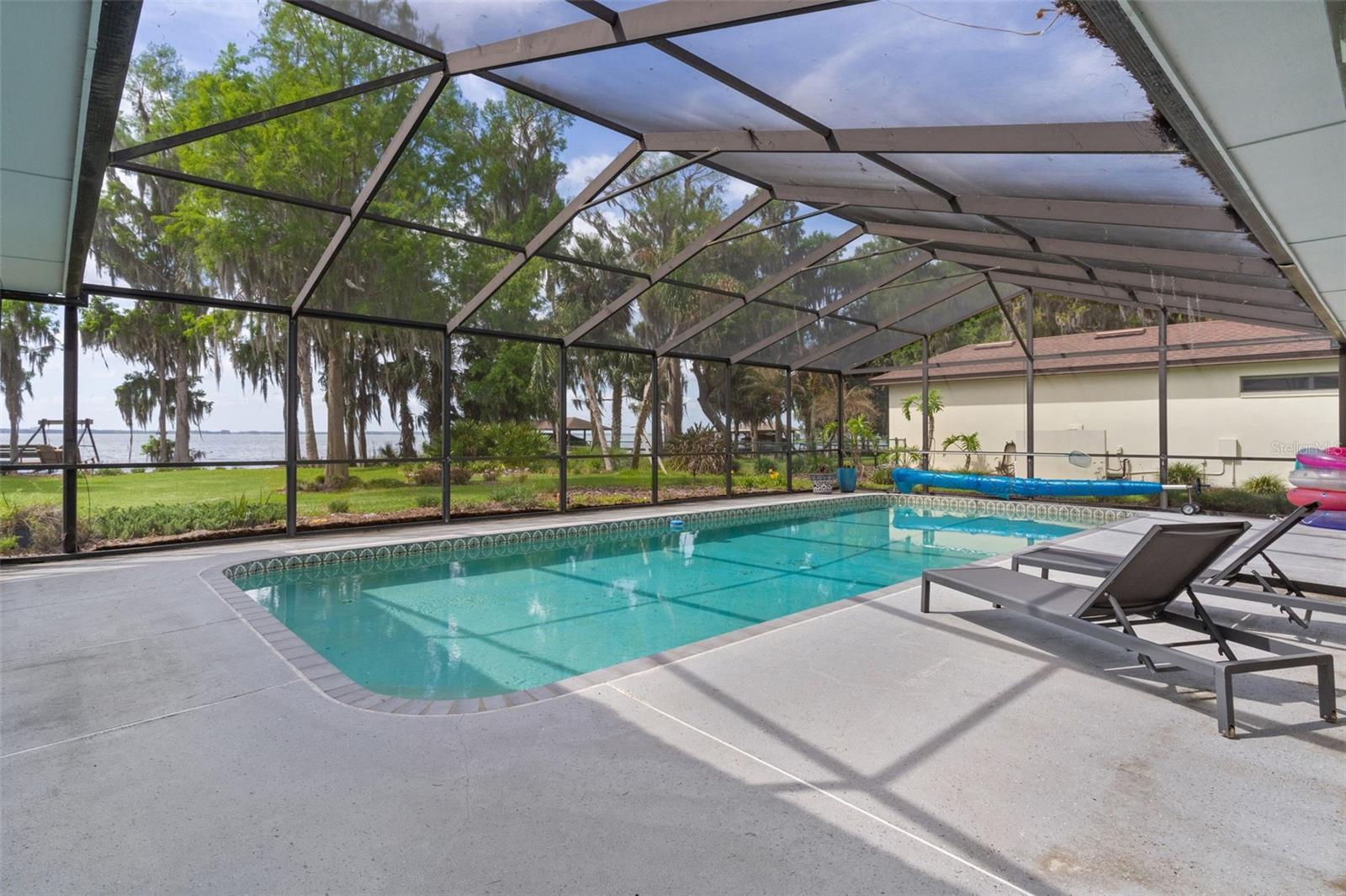 EUSTIS PROMONTORY COVE - Residential
