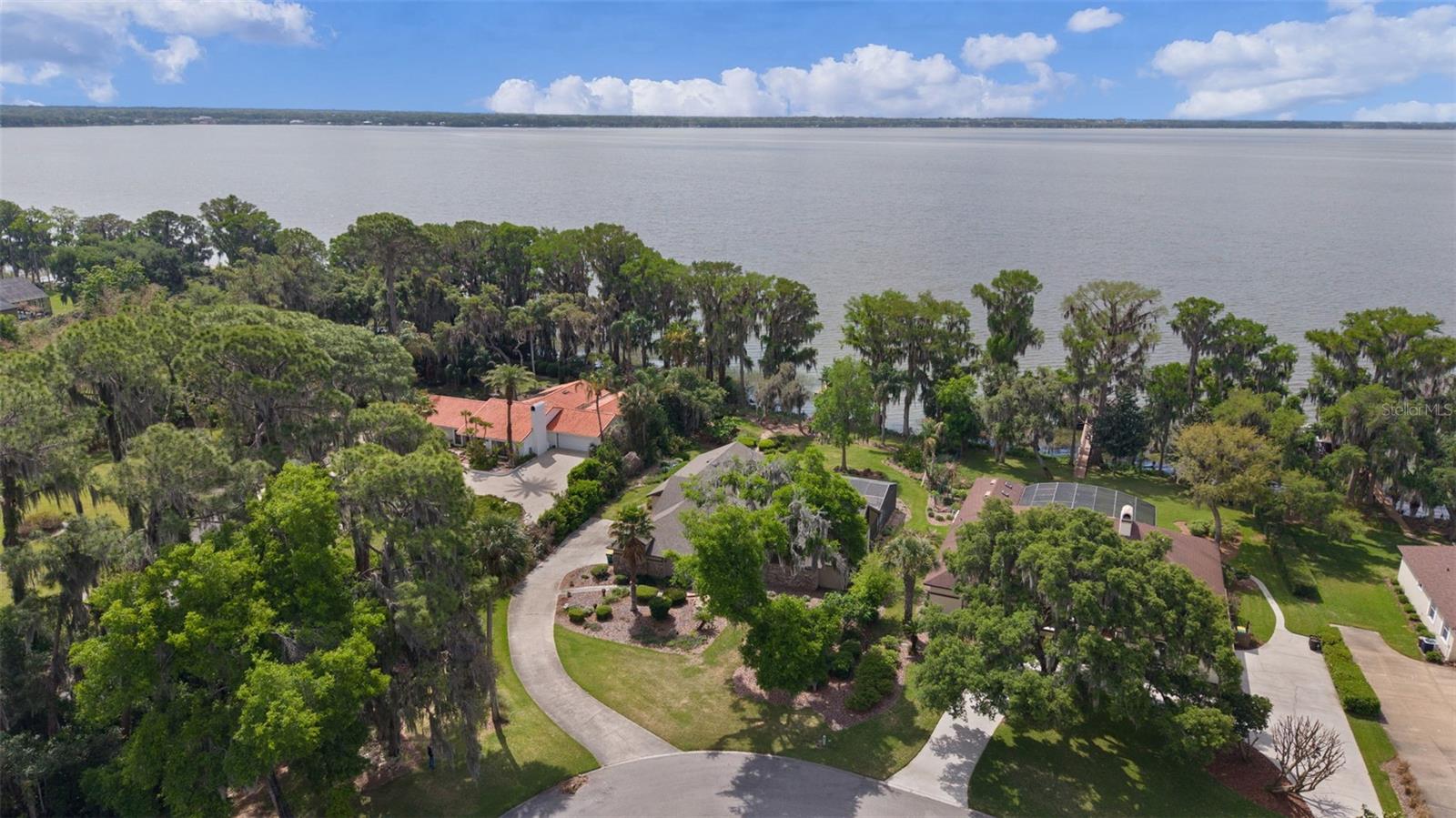 EUSTIS PROMONTORY COVE - Residential