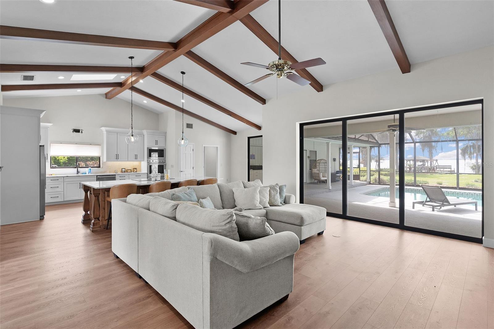 EUSTIS PROMONTORY COVE - Residential