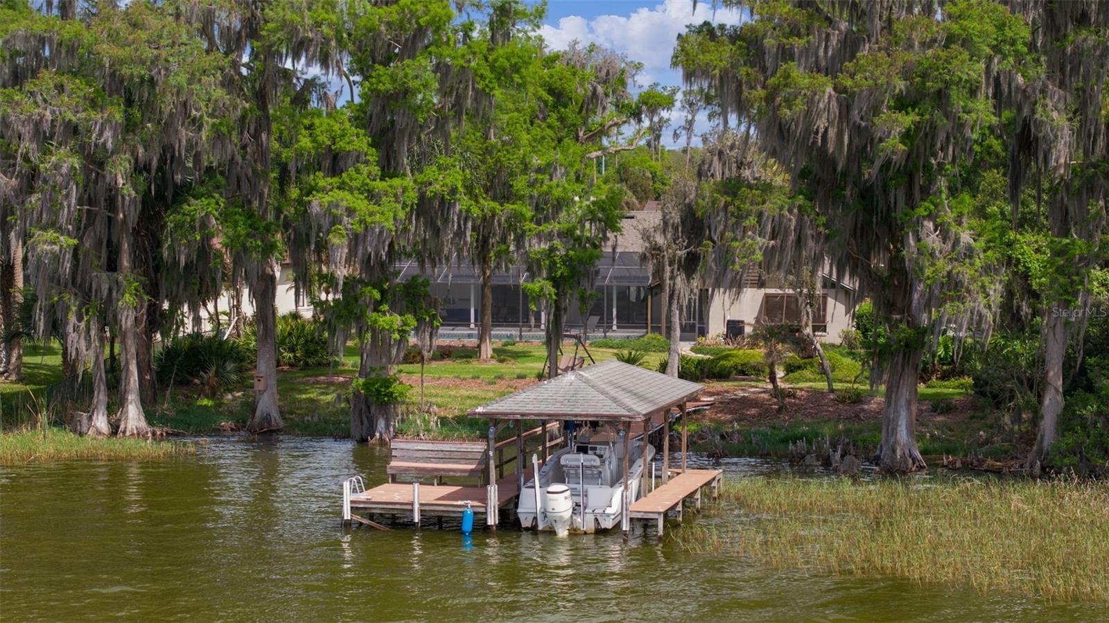 EUSTIS PROMONTORY COVE - Residential