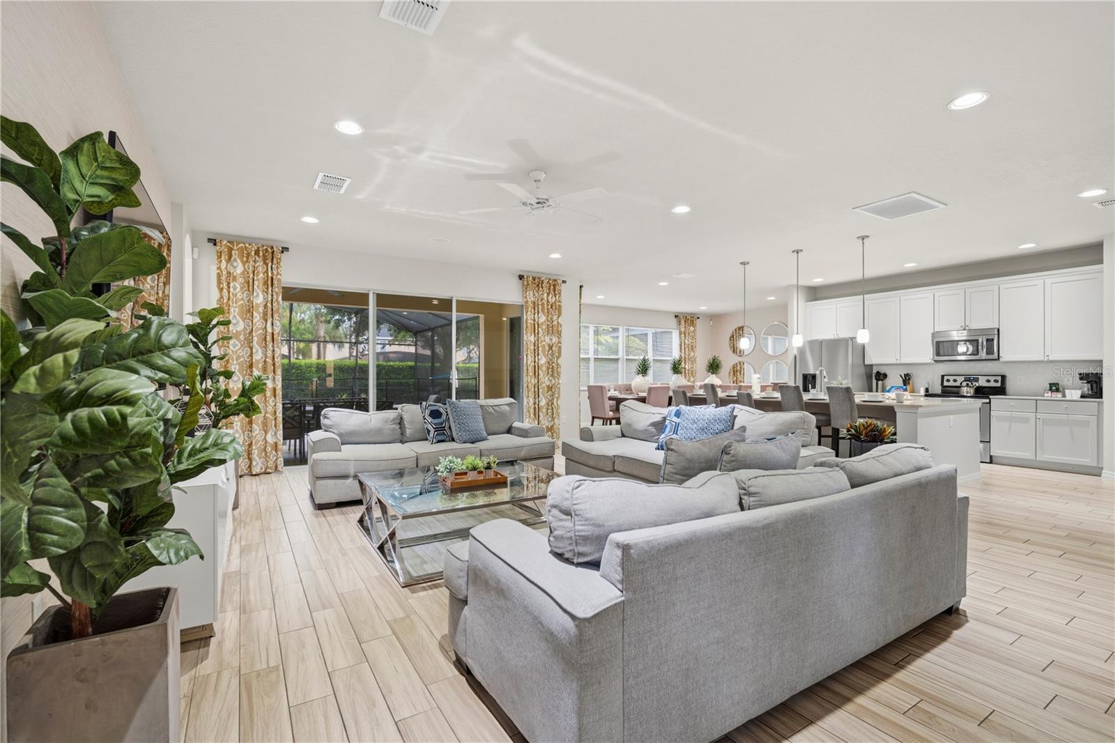 OAKMONT PH 01 - Residential