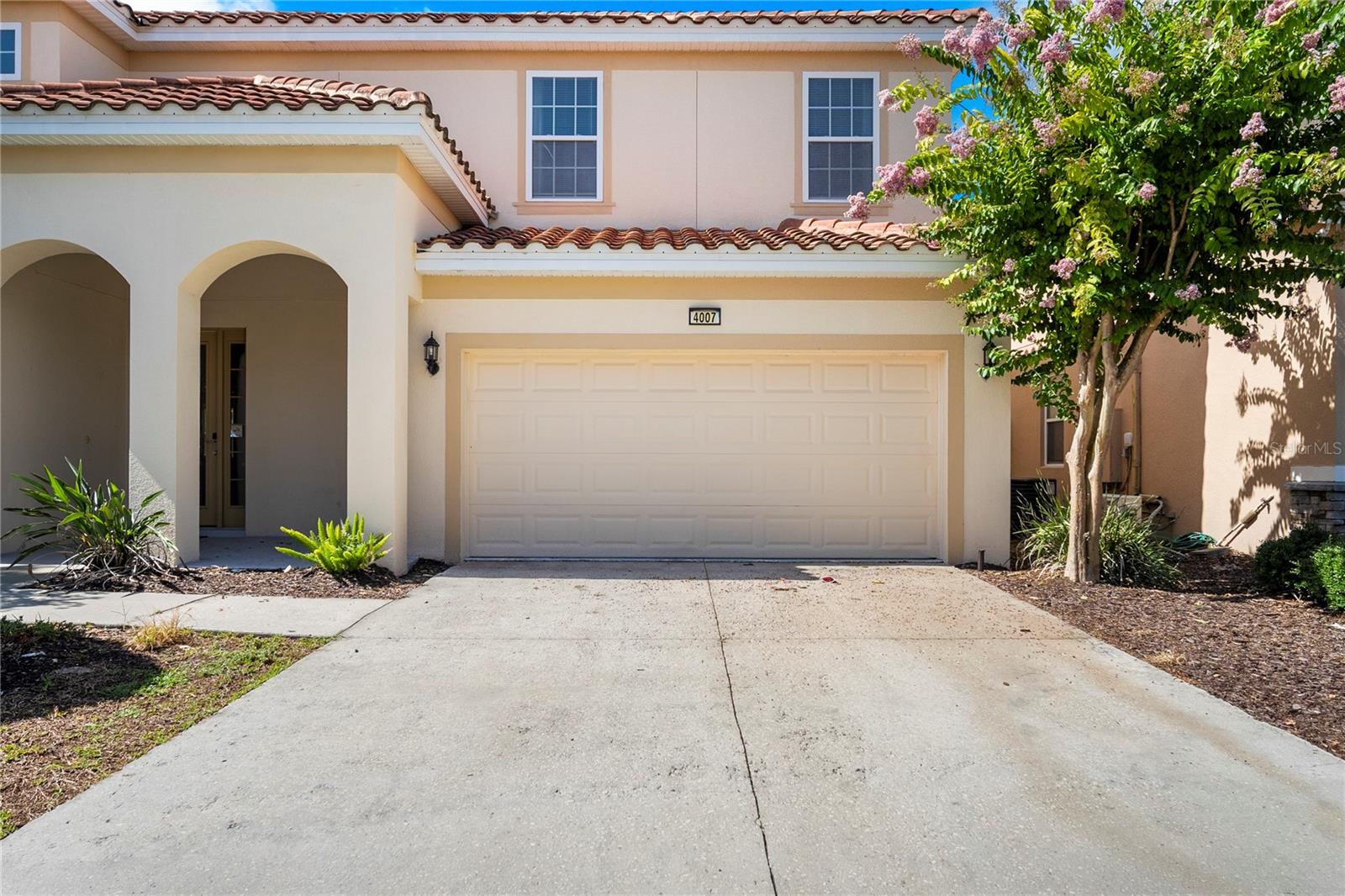 OAKMONT PH 01 - Residential