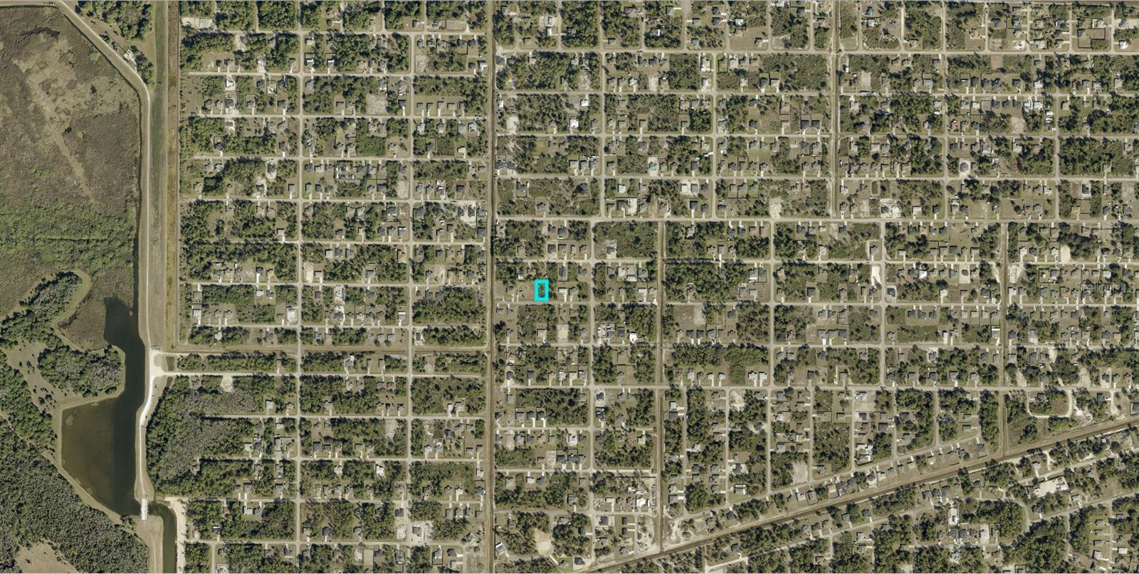 LEHIGH ACRES - Land