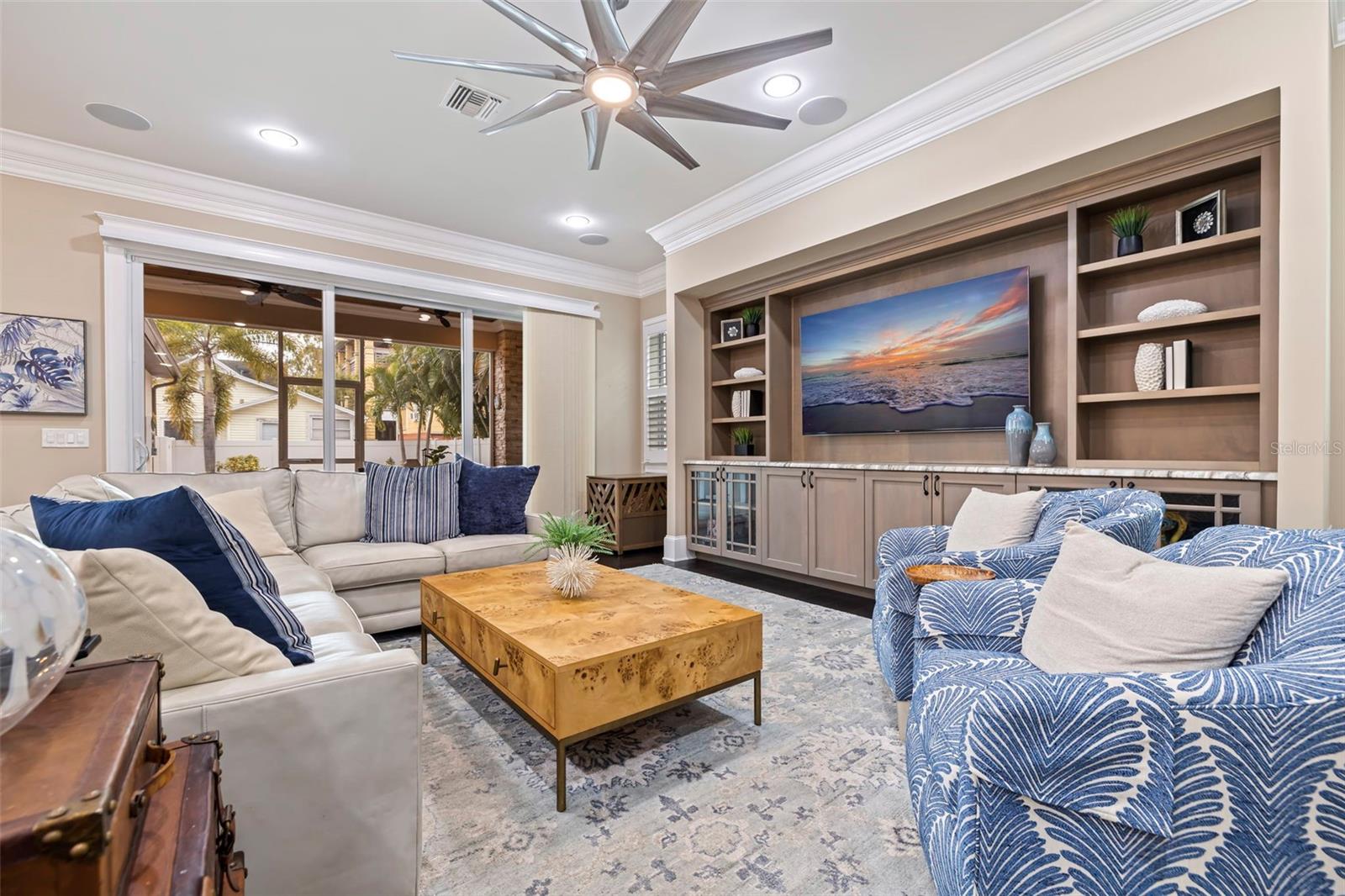 EASLEYS R W ADD - Residential