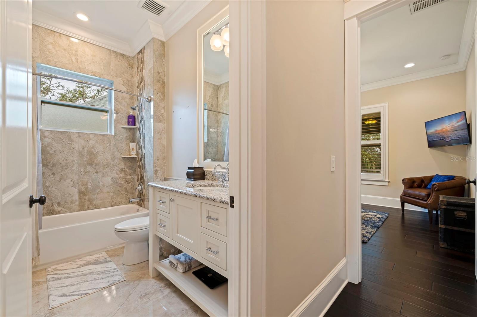 EASLEYS R W ADD - Residential