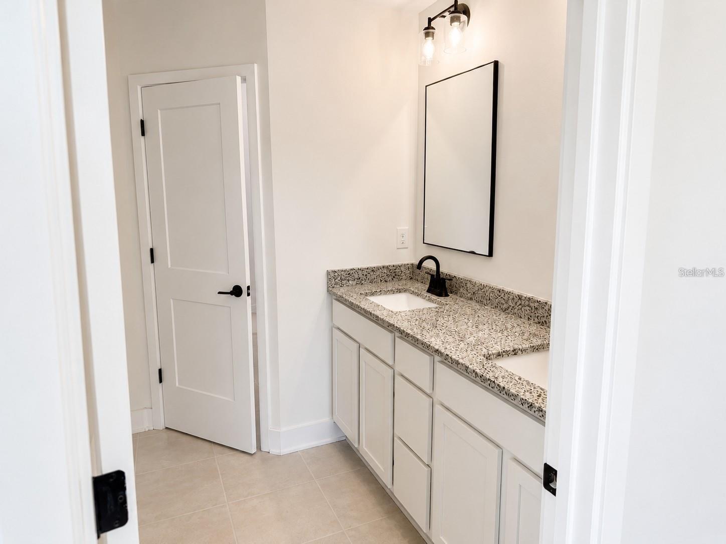 ARBOR PARK - Residential