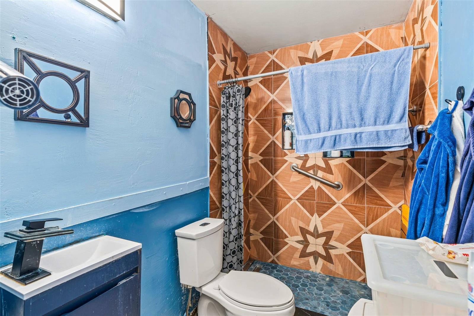 SOUTHBROOKE CONDO 1 - Residential