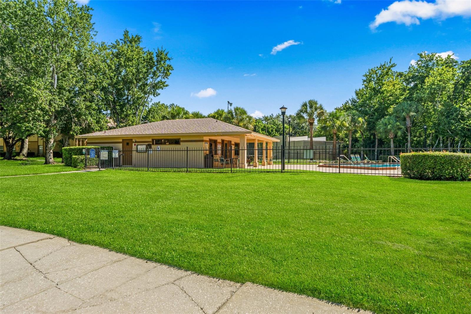 SOUTHBROOKE CONDO 1 - Residential