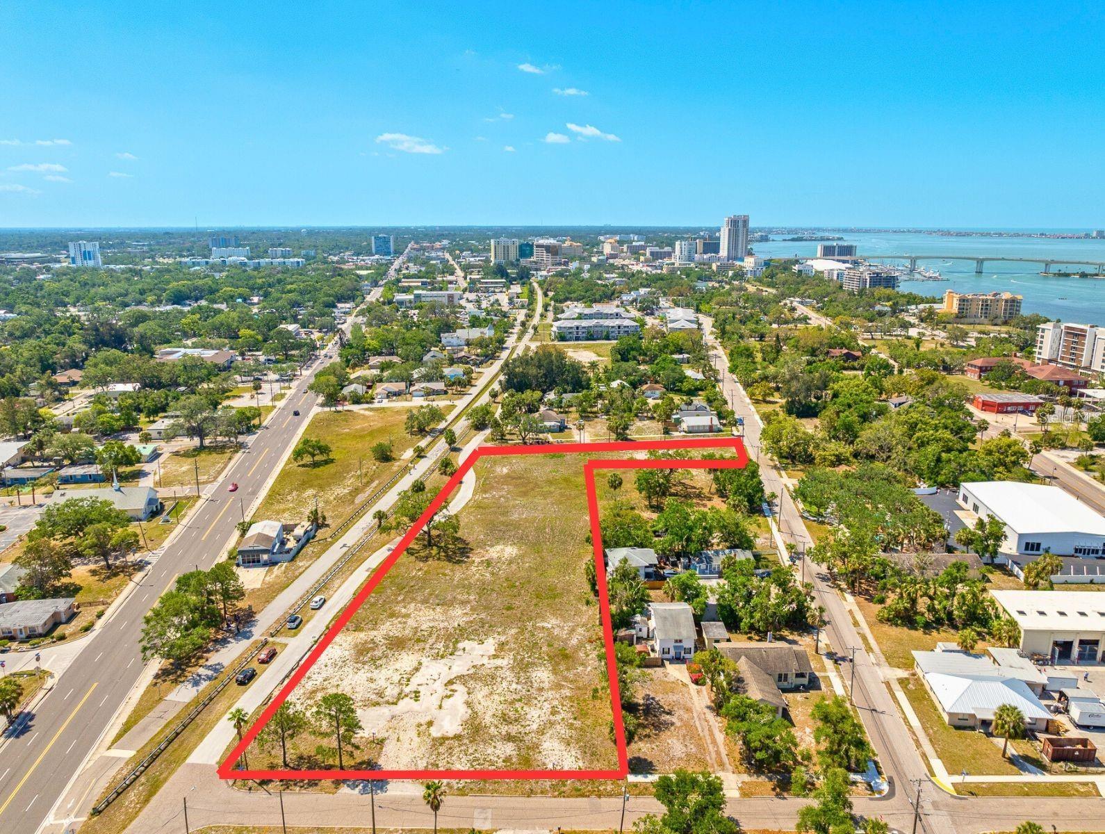 PALM BLUFF 1ST ADD - Land