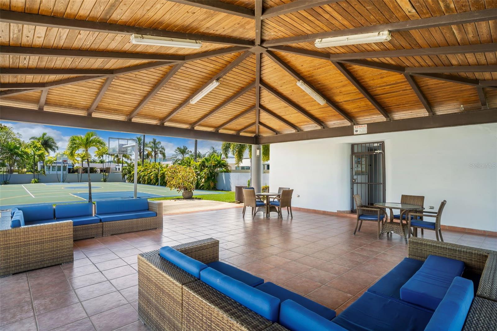 URB PASEO REAL - Residential