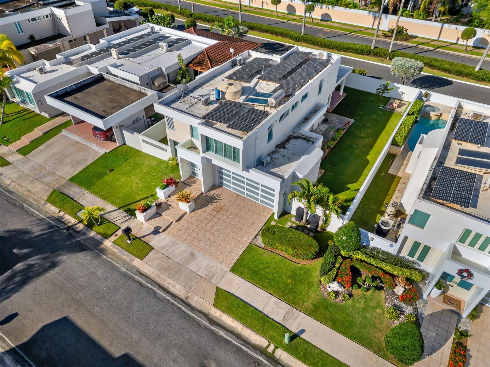 URB PASEO REAL - Residential